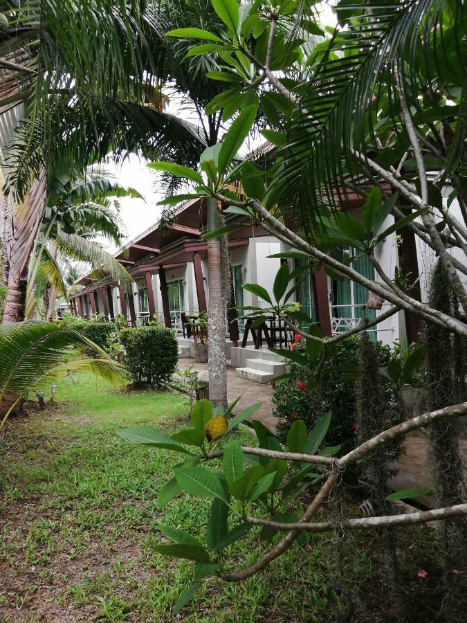 Naiyang Boutique Resort Ban Phak Chit Luaran gambar