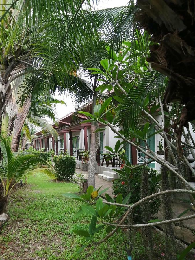 Naiyang Boutique Resort Ban Phak Chit Luaran gambar