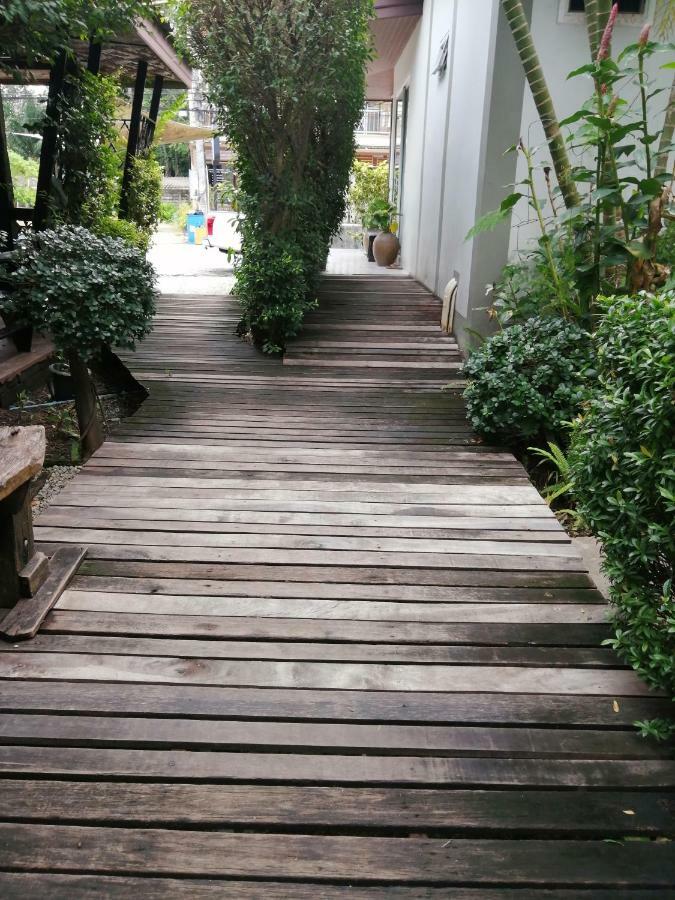 Naiyang Boutique Resort Ban Phak Chit Luaran gambar